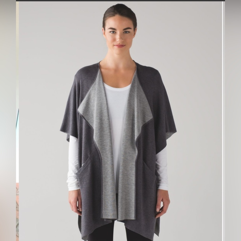 Lululemon After Asana Wrap sweater heathered dark carbon / medium gray OS